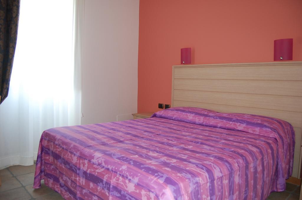 Agriturismo Parra Santa Lucia del Mela Exteriér fotografie