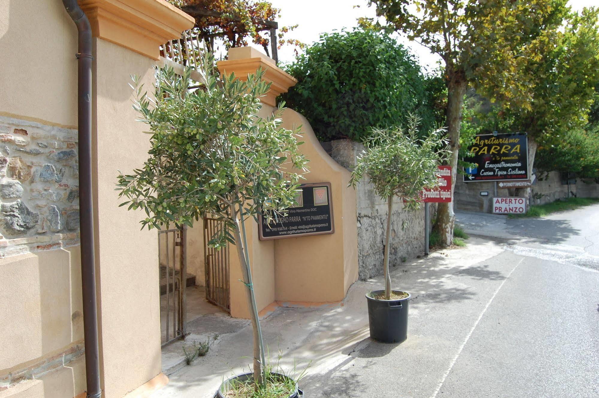 Agriturismo Parra Santa Lucia del Mela Exteriér fotografie